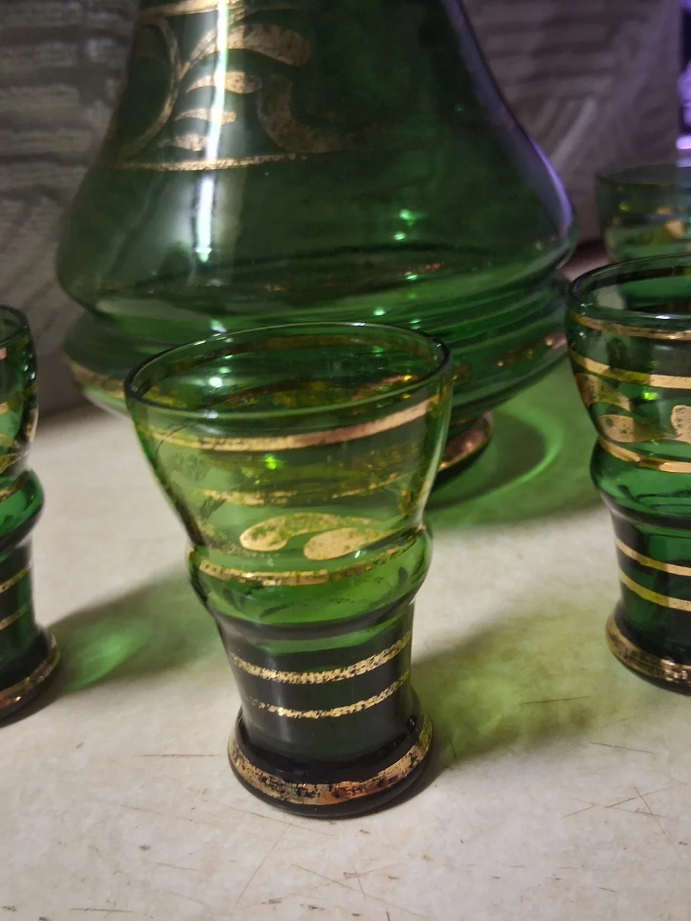 1960s Green Glass Decanter and 5 Shot Glasses with Gold Trim